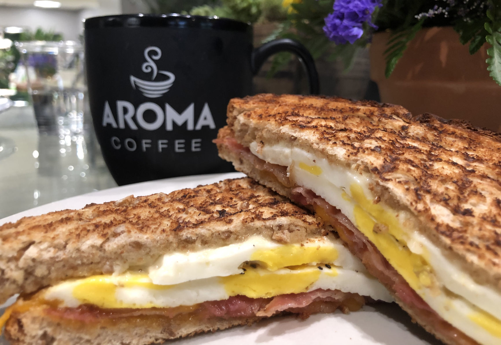 060519-mda-nws-fea-aromacoffee-03a.jpg